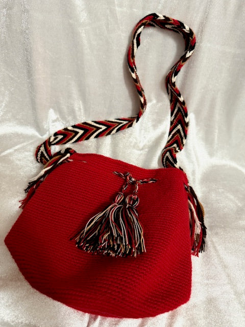 Colombian Mochilla (Red and white and black)