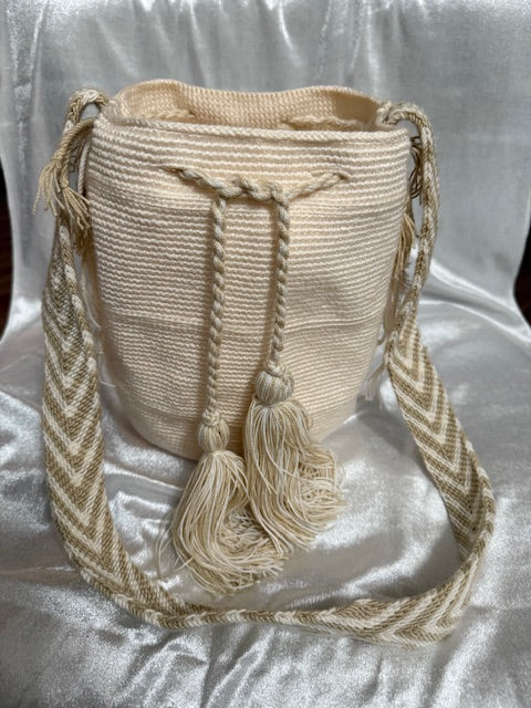 Colombian Mochilla (Cream and Sandstone)