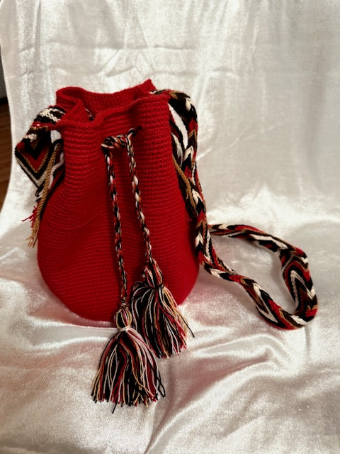 Colombian Mochilla (Red and white and black)
